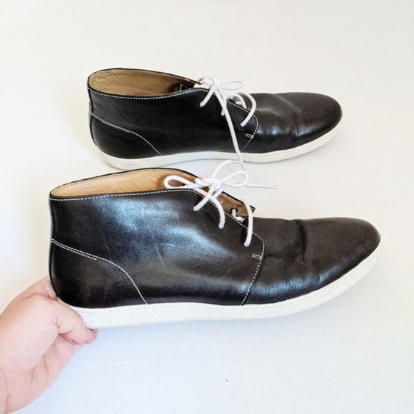 cole haan black chukka boots